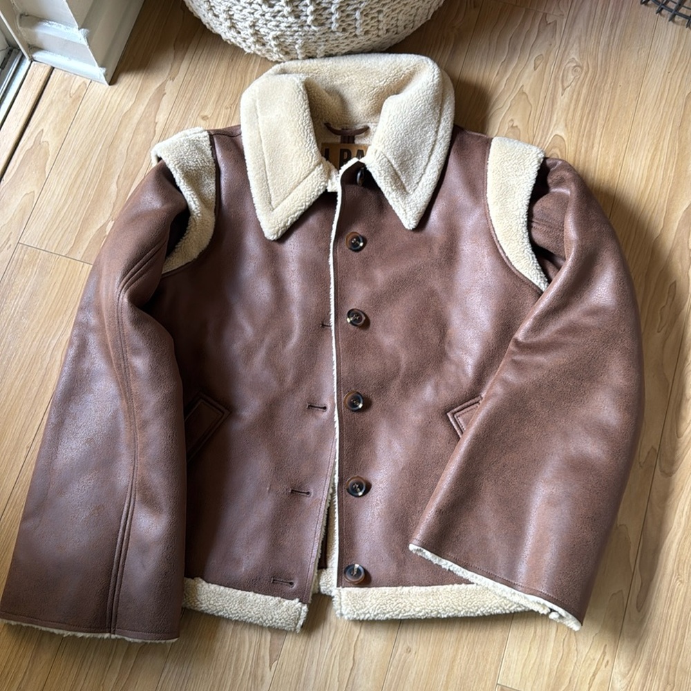 Bona Sherpa Jacket in Burnished Brown - Picture 3 of 8